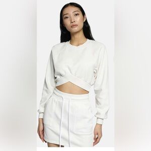 NWT THE RANGE jersey cropped V brand sweatshirt, XS